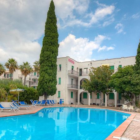 Hotel Riviera Pietra Ligure Exterior photo