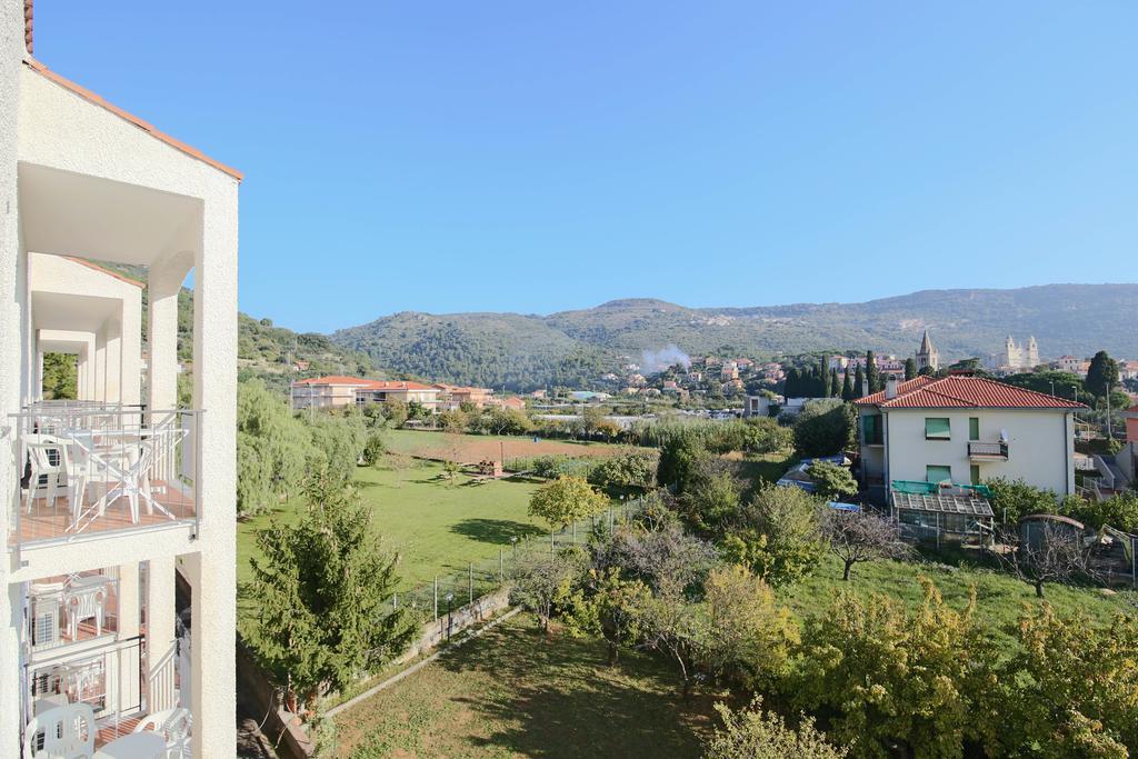 Hotel Riviera Pietra Ligure Exterior photo