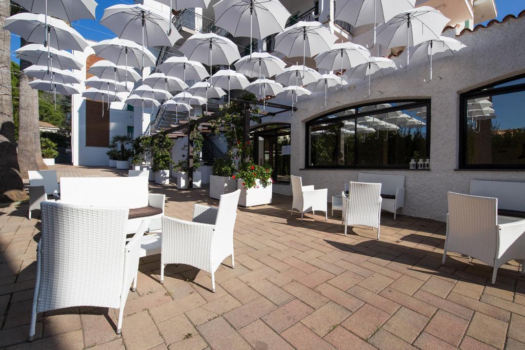Hotel Riviera Pietra Ligure Exterior photo