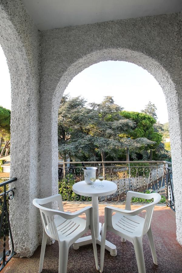 Hotel Riviera Pietra Ligure Exterior photo
