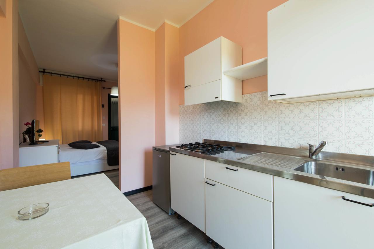 Hotel Riviera Pietra Ligure Exterior photo